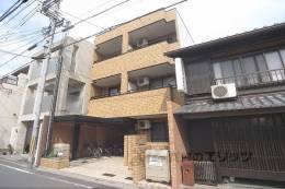 パール室町外観写真