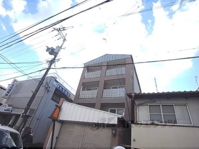 プラス・ド・ソレイユ外観写真3