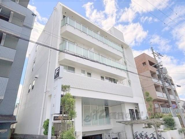 成山ビル外観写真1