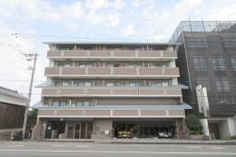 プレサンス京都二条城前外観写真