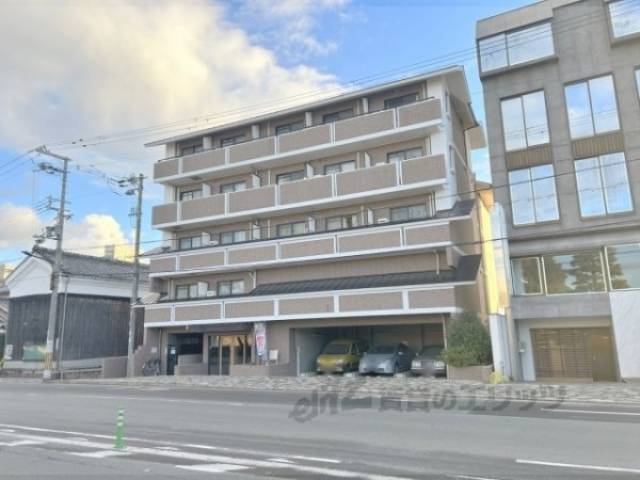 プレサンス京都二条城前外観写真2