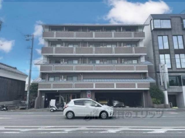 プレサンス京都二条城前外観写真2