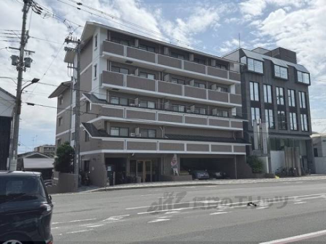 プレサンス京都二条城前外観写真3