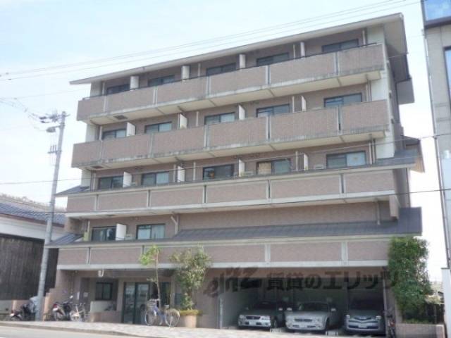 プレサンス京都二条城前外観写真1