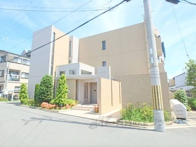ルミエール花園外観写真1