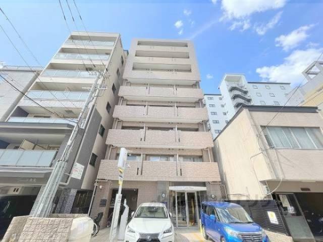 プレサンス京都四条烏丸外観写真1