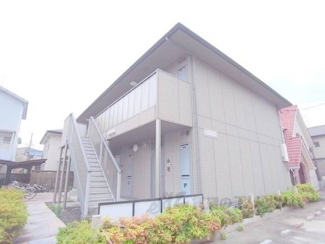 ハイウッド外観写真1