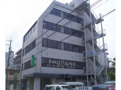 クラベスビル外観写真1