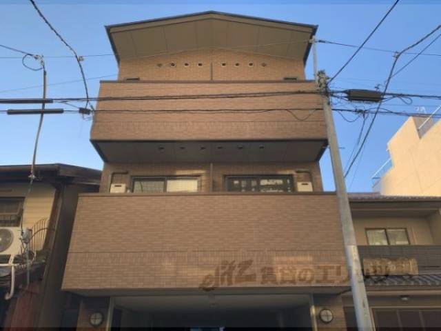 シェソワ東洞院外観写真2