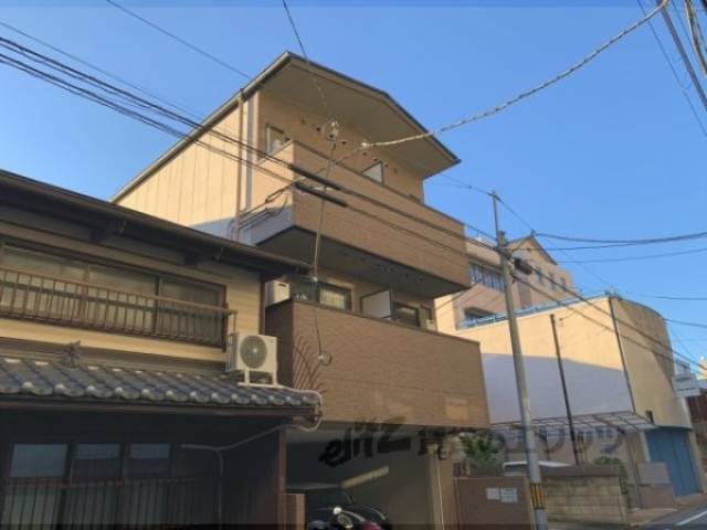 シェソワ東洞院外観写真3