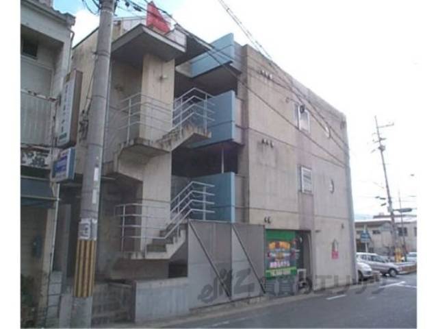 スカイコート勧修外観写真1