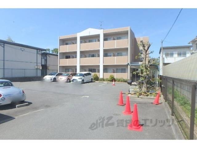 ルミナス　ヨシ外観写真3