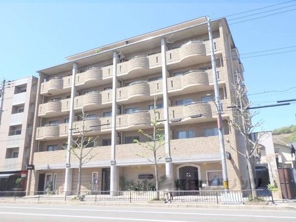 021142の外観写真