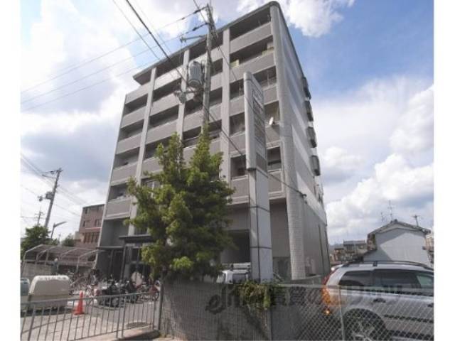 シャトル朱雀外観写真1