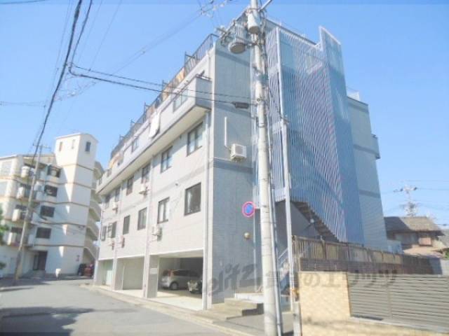 プレジデント河合外観写真1