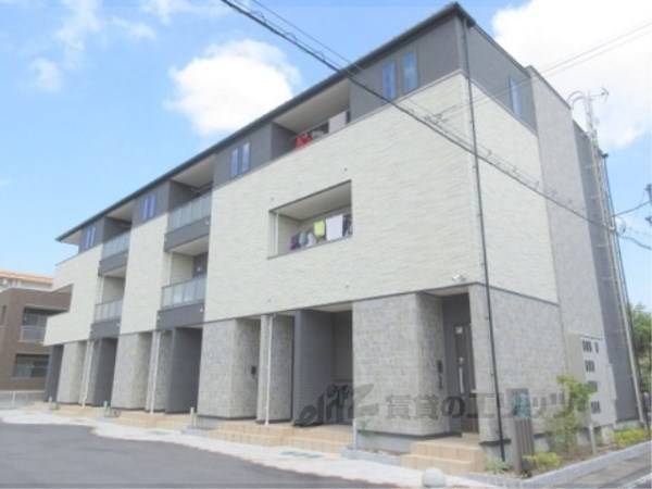 022425の外観写真