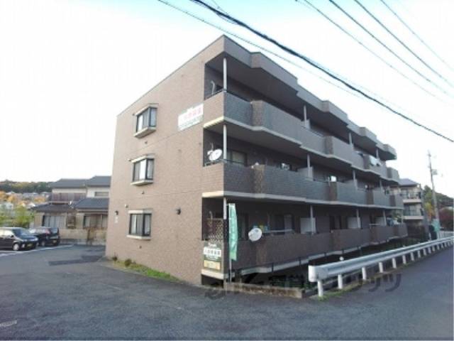 ガーデンハウス石山寺外観写真1