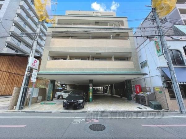 022784の外観写真