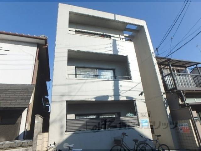 ヴェニル・フエルテ外観写真2