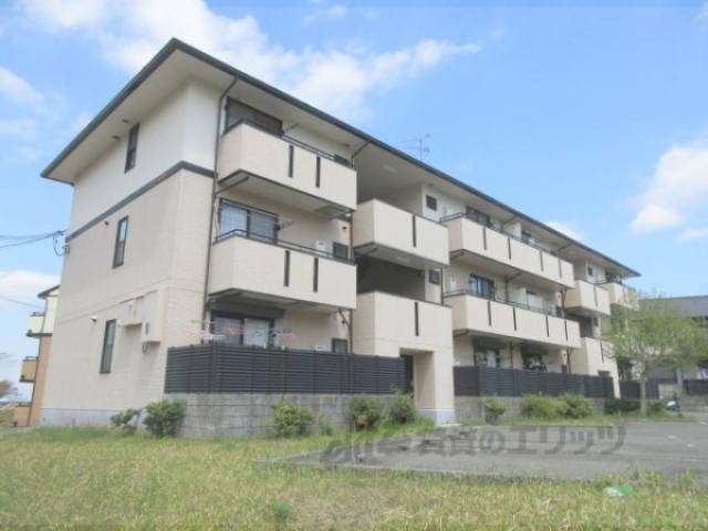 アルタイル梅美台外観写真3