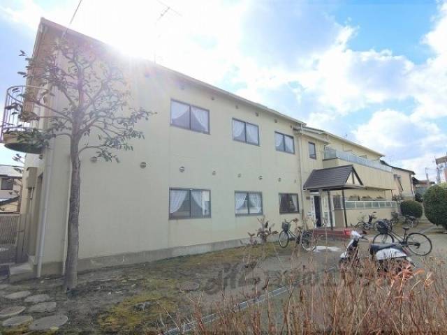 ハイツ６２外観写真1