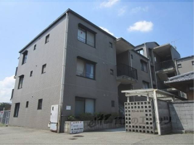 アズール中川外観写真2