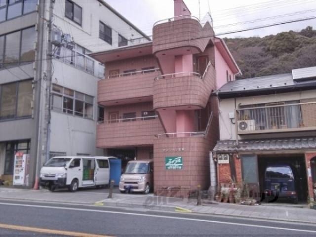 マンション逢坂外観写真3
