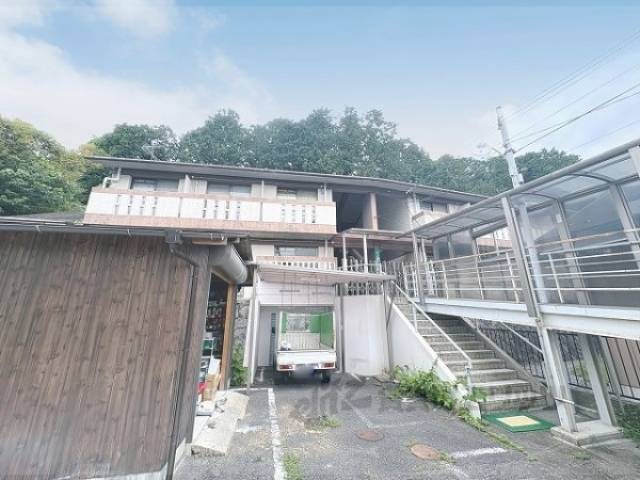 レジデンス岩倉外観写真2