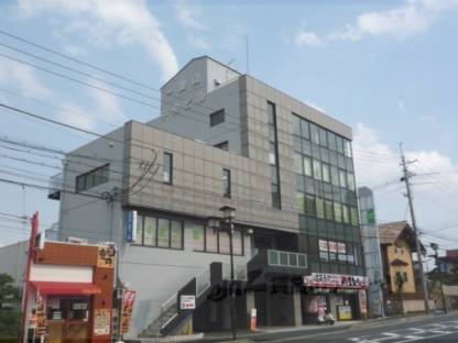 一里山中央ビル外観写真1