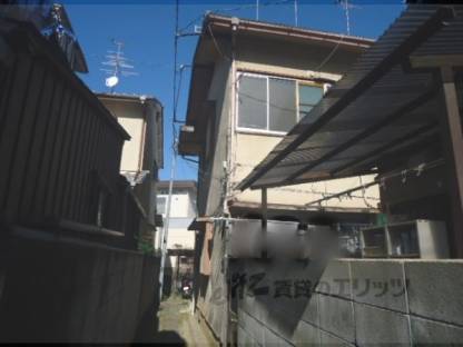 山鳩アパート外観写真2