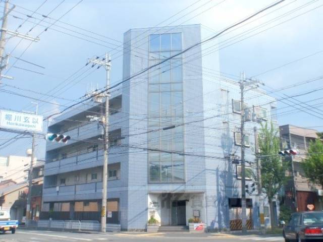 コーポラスシャイン外観写真1