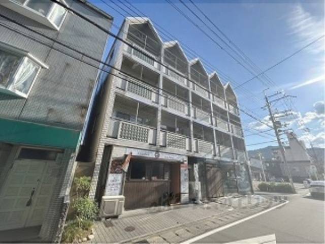 ヴィラトリアン外観写真1