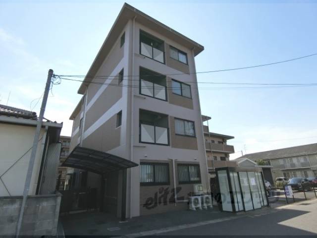 メゾンクレーネ弐番館外観写真1