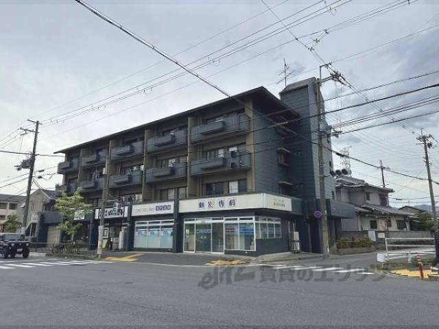 ロアールハイツ外観写真1