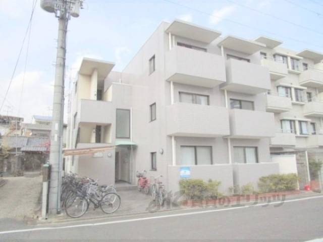 シェ・シュール今宮外観写真1