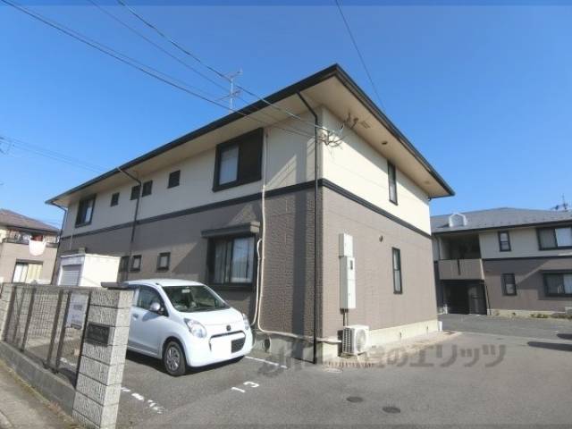 パレ・ファミールＢ棟外観写真2