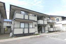 エミナ・コレージュＢ棟外観写真