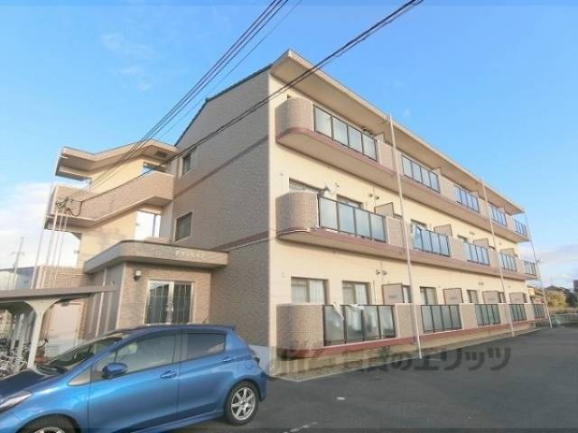 グランピスタ外観写真1