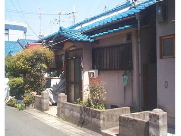 025947の外観写真