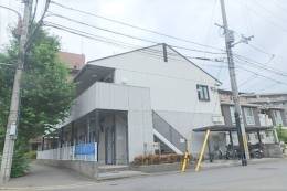 プティ・ベルク室町外観写真