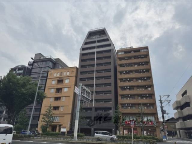 Ｓ－ＦＯＲＴ二条城前外観写真2