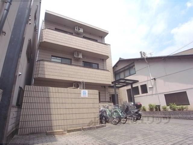 Ｃａｓａ　Ｃｒｅｍａ外観写真1