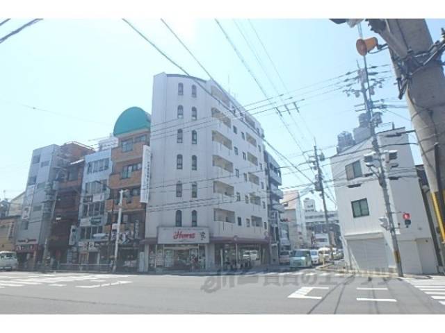 ホームズさいいん外観写真1