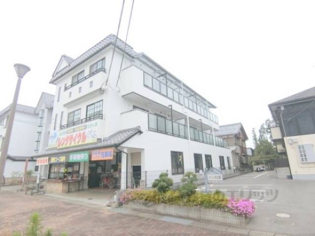 ツインアローズ外観写真1