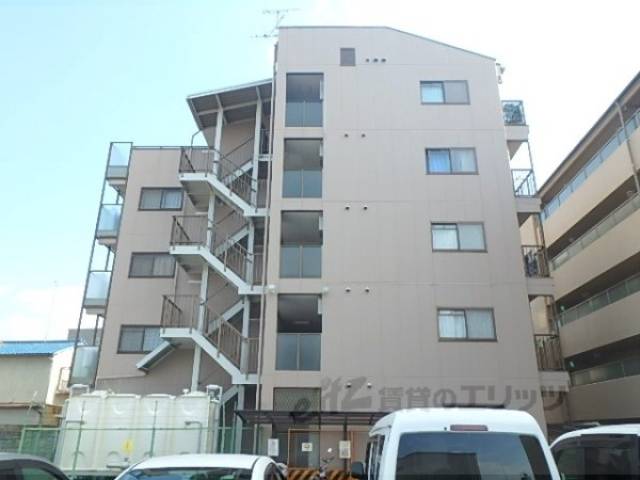 シャトー太秦外観写真3