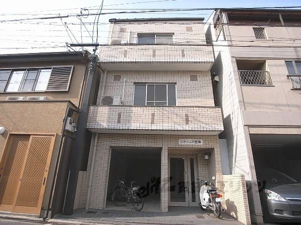 027955の外観写真