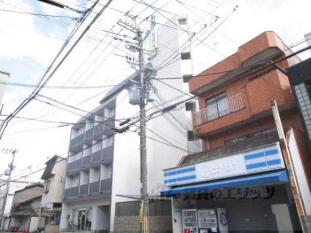 ウエストハウス外観写真2