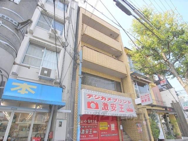 高雄ビル外観写真1