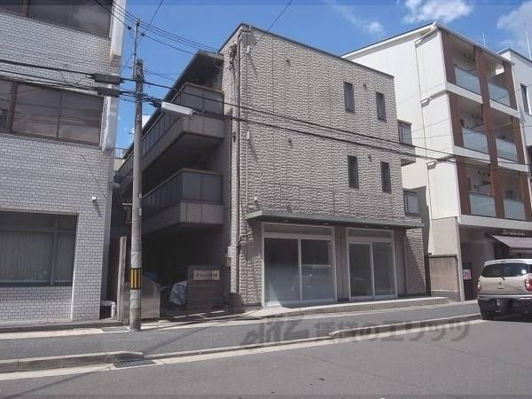 028735の外観写真