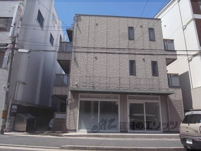 グランバリエ桂外観写真3